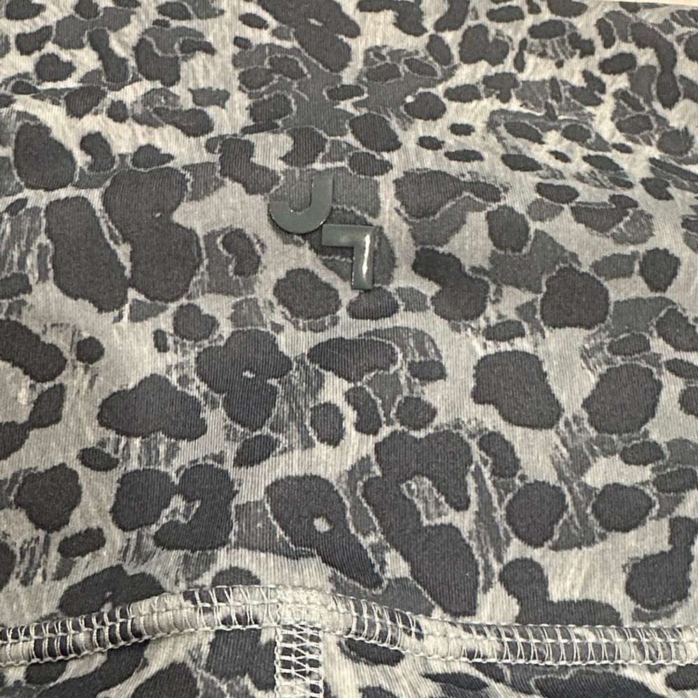JoyLab Women’s Gray Leopard Leggings - Picture 6 of 6